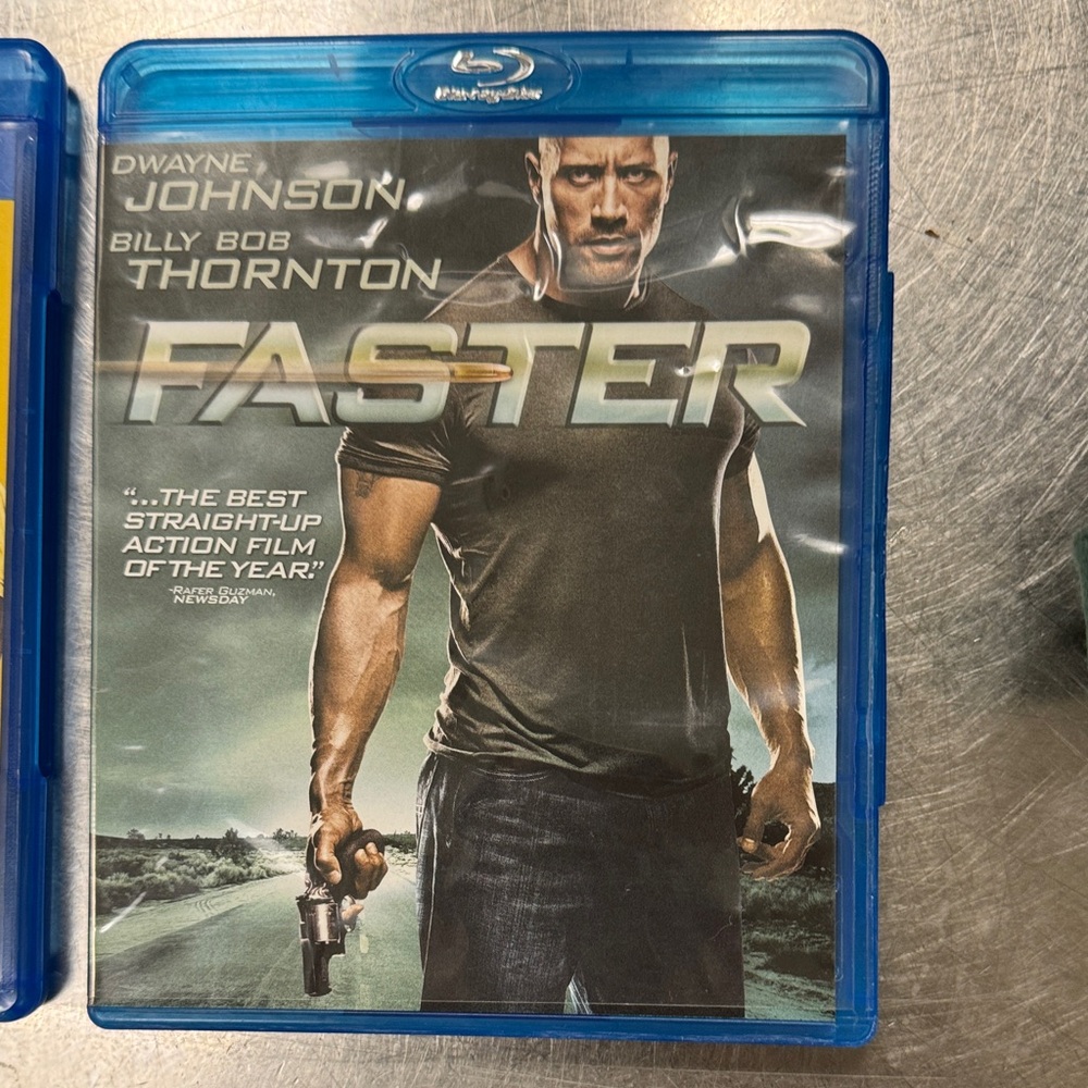 Dwayne Johnson Action Blu-ray Set - Picture 4 of 6